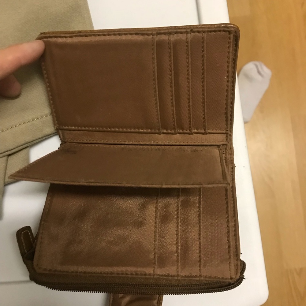Wallet - Picture 5 of 5